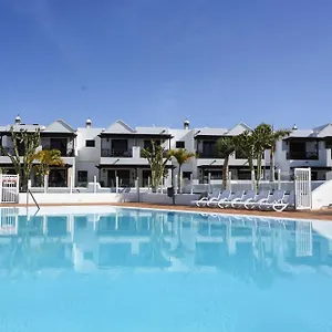 Belharra. En Urbanización Con Piscina. , Playa Blanca (Lanzarote) España